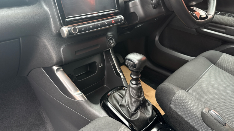 Citroen C3 Aircross 1.2 PureTech 110 Shine 5dr Petrol Hatchback